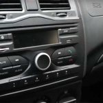 How to remove a Lada Granta FL radio