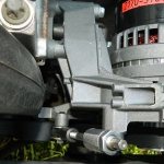 Lada Granta how to tension the alternator belt