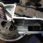 Replacement and repair of the AMT clutch actuator on LADA