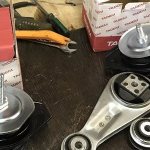 Replacing engine mounts Lada Priora 16 valves